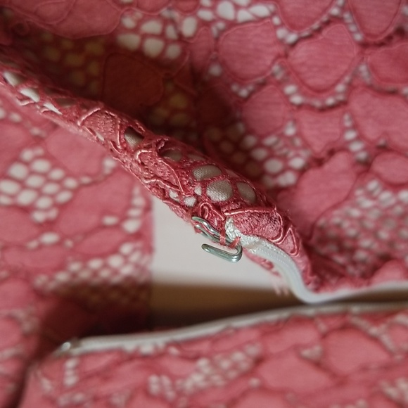 Alexis Braxton Lace Godet Skirt - Picture 8 of 14